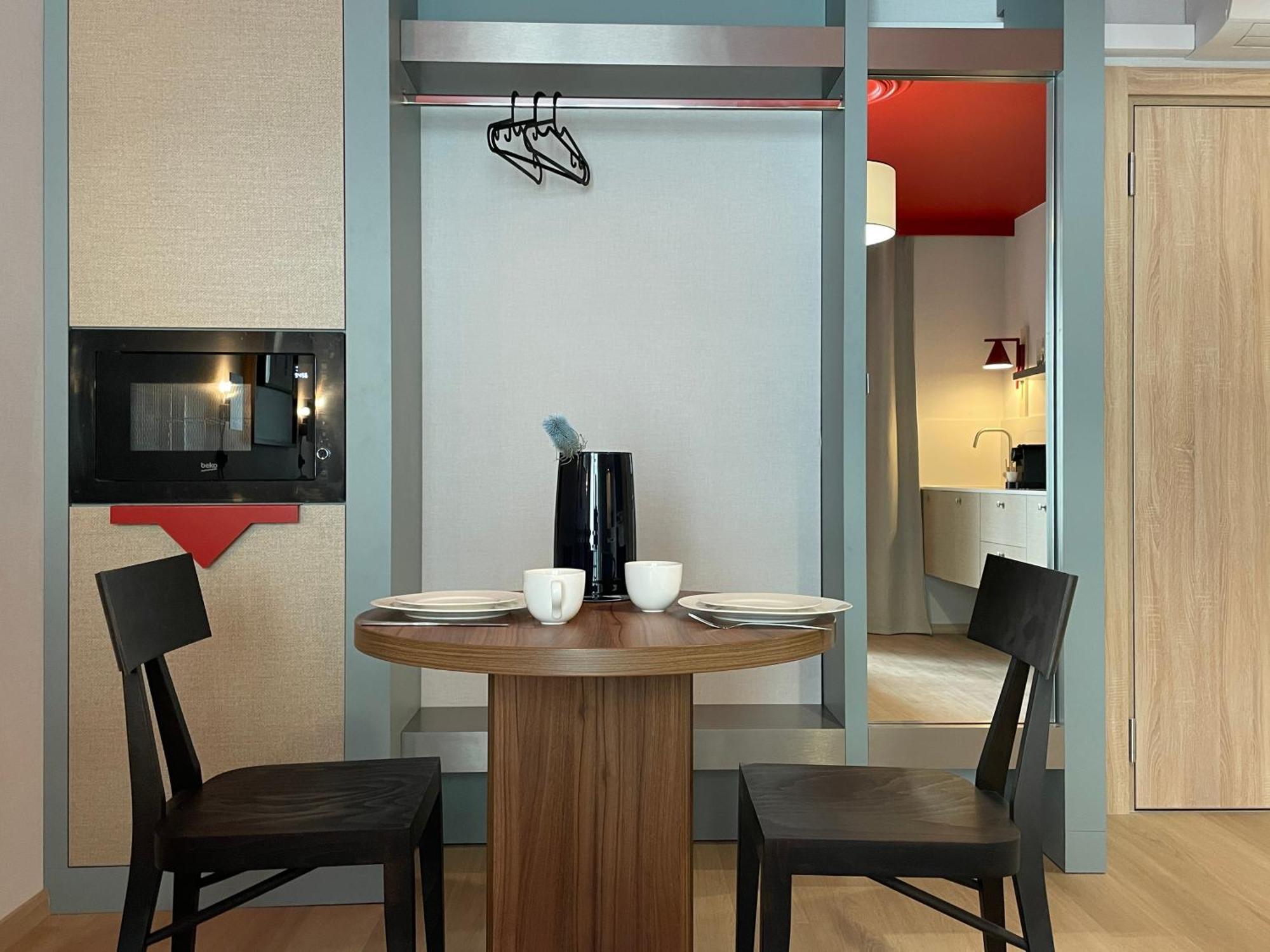 Ironique Apartment
